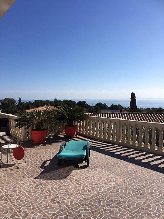 B&B : "Entre Mer et Jardin" (Ei Riazi) - Entre Mer et Jardin in Sausset-les-Pins, Région d'Istres