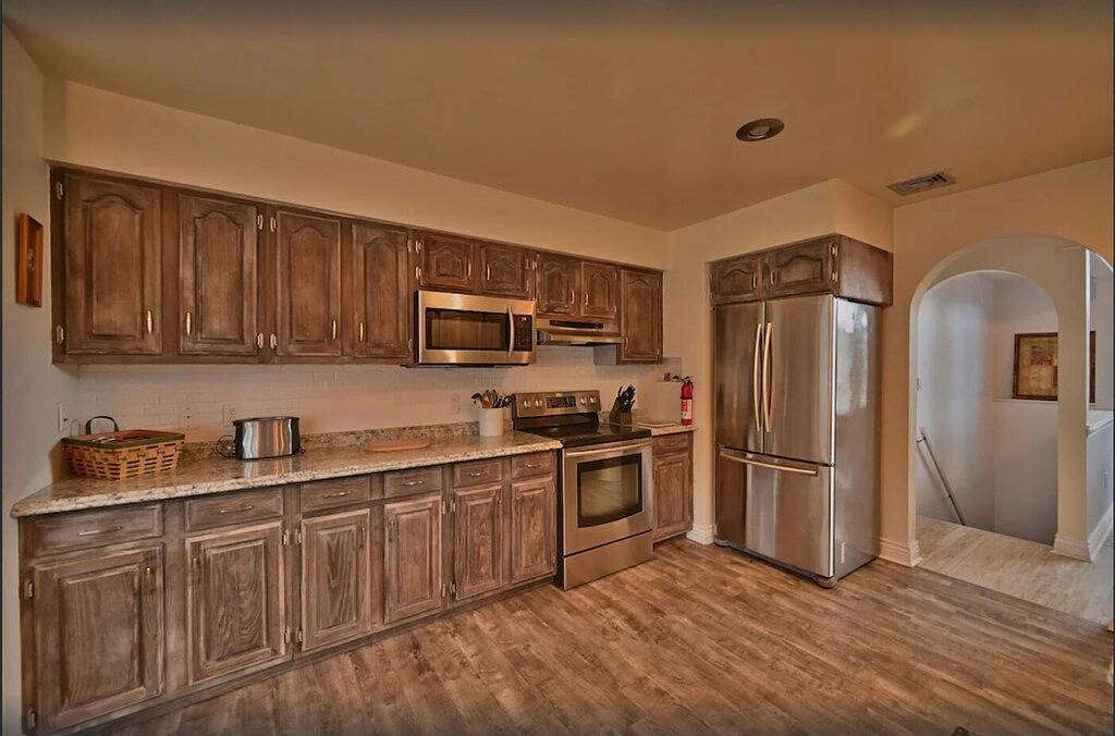 Game Room/Sauna/ Hot Tub/Air Hockey/Pool Table/Foosball/Fire Pit in Blakeslee, Monroe County (PA)