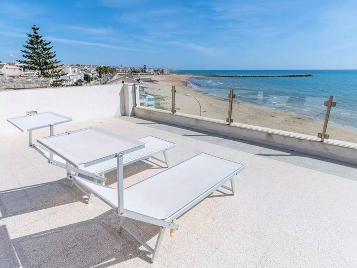 Gîte pour 2 personnes, avec terrasse à Donnalucata - 3