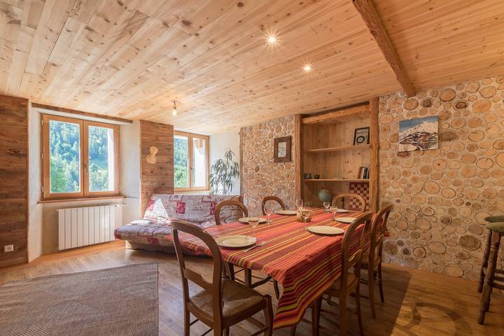 Ganze Wohnung, Ferienwohnung für 8 Personen mit Garten in Saint-Paul-sur-Ubaye, Barcelonnette und Umgebung