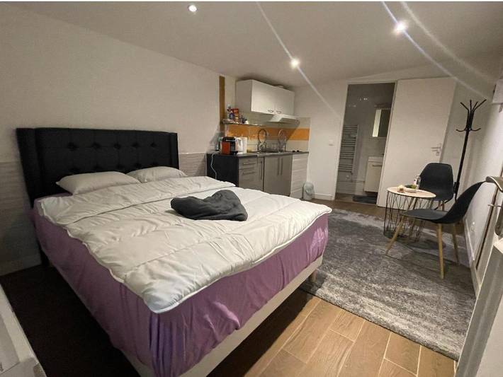 Location de vacances pour 2 personnes, avec Balcon ainsi que Terrasse et Jardin à Le Blanc-Mesnil - 2