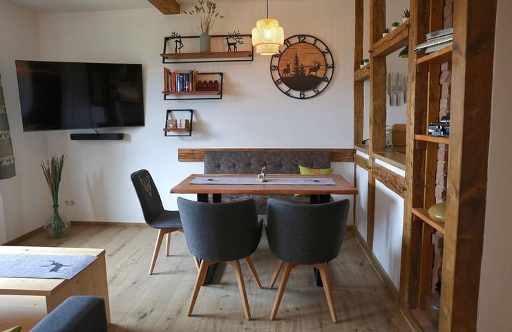 Chalet für 10 Personen, mit Whirlpool und Sauna sowie Garten im Thüringer Wald - 3