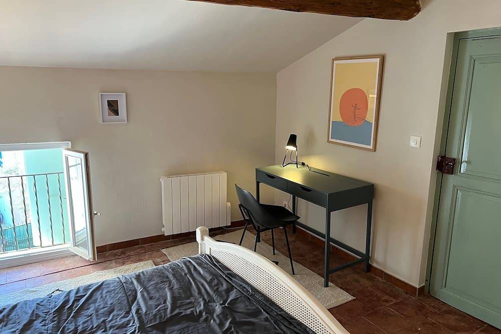 Maison de village avec jardin au milieu de la région viticole du sud de la France, à 30 minutes de la mer in Canet, Côte méditerranéenne (France)