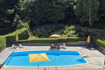 Gîte pour 4 personnes, avec balcon, adapté aux familles à Les Déserts