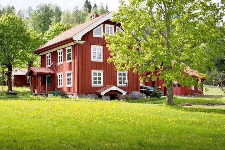 BnB für 10 Personen, mit Ausblick und Garten sowie Seeblick in Schweden