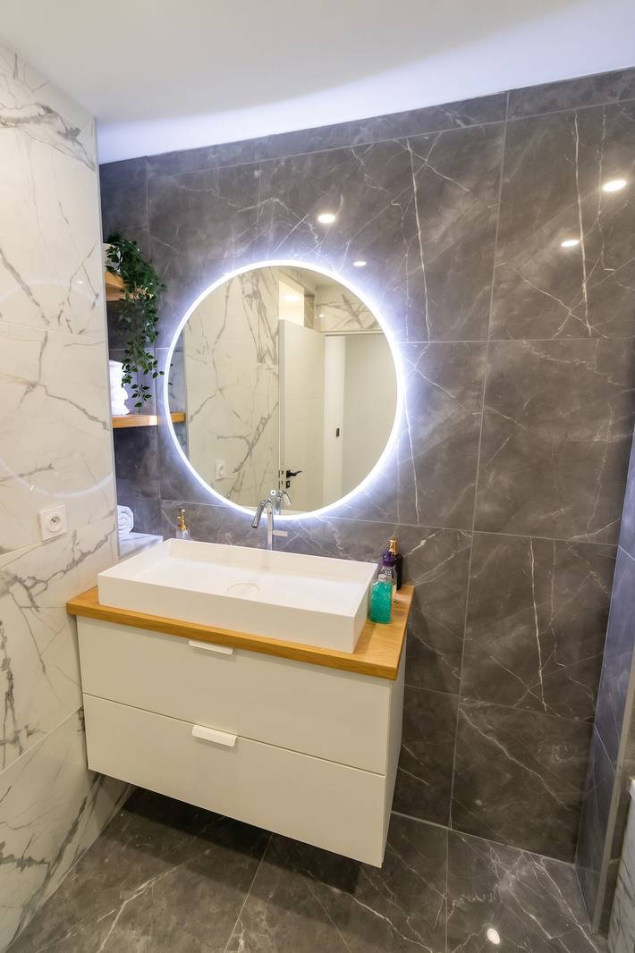 Apartamento entero, Apartamento espacioso cerca del centro de Villeurbanne in Villeurbanne, Lyon region