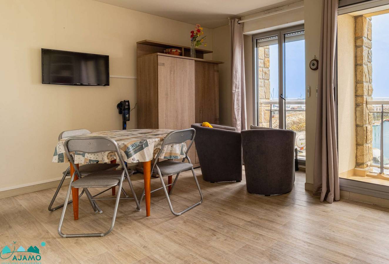 Appartement de vacances entier, Studio vue mer au port | 2 personnes | in Saint-Cast-le-Guildo, Région de Dinan
