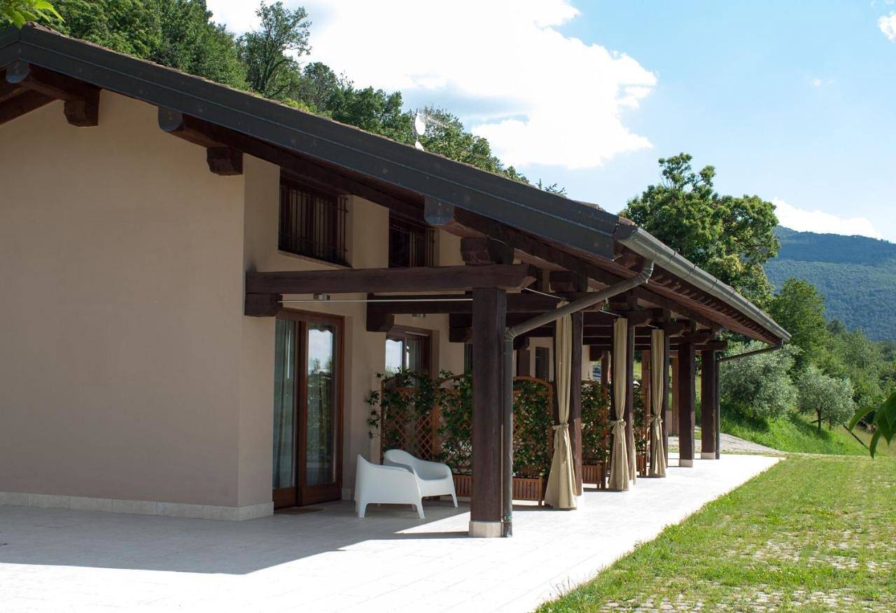 Geheel appartement, Agriturismo Da Gesi in Sale Marasino, Catena Bresciana Occidentale