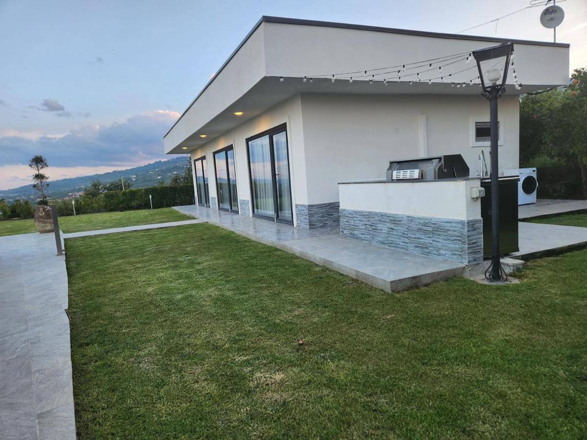 Open Land Holiday Suite in Fiumefreddo di Sicilia, Ätna
