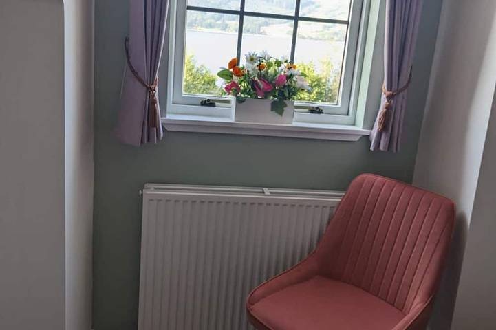 3Sz Highland Cottage mit Blick auf den See in Glencoe, Highlands