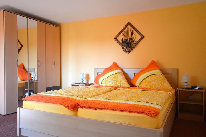 Ferienwohnung für 3 Personen, mit Terrasse und Garten in Goldlauter - Heidersbach - 2