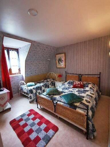 Hotel bar b'rock in Saint-Martin-sous-Vigouroux, Parc naturel régional des Volcans d'Auvergne