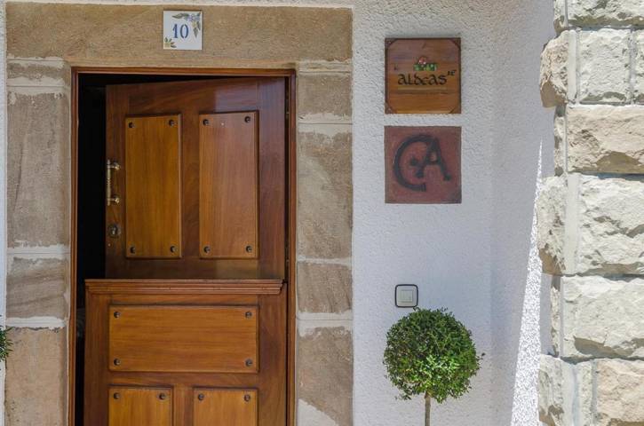 Casa rural para 8 personas, con Balcón y Terraza además de Jardín y Vistas en Pruneda - 3