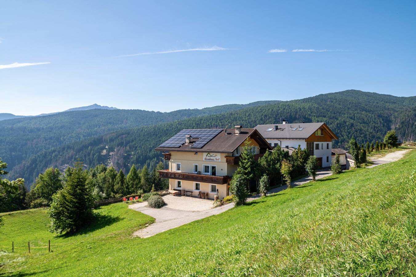 Monolocale intero, Accogliente appartamento Waldblick con vista sulle montagne e terrazza a Maranza in Maranza, Rio di Pusteria
