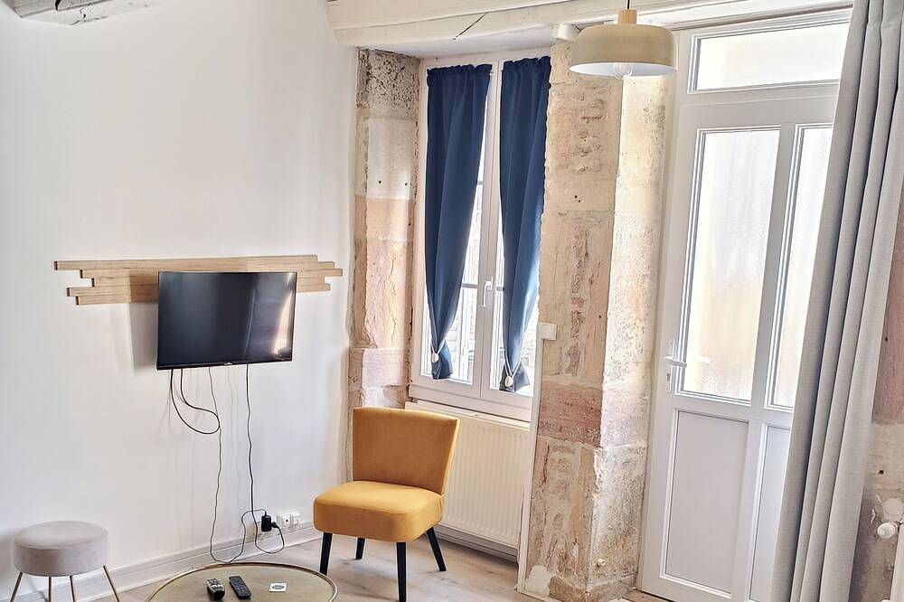 Le Gîte de Varanges : Maison de Ville Classée 3 in Givry, Region Chalon-sur-Saône