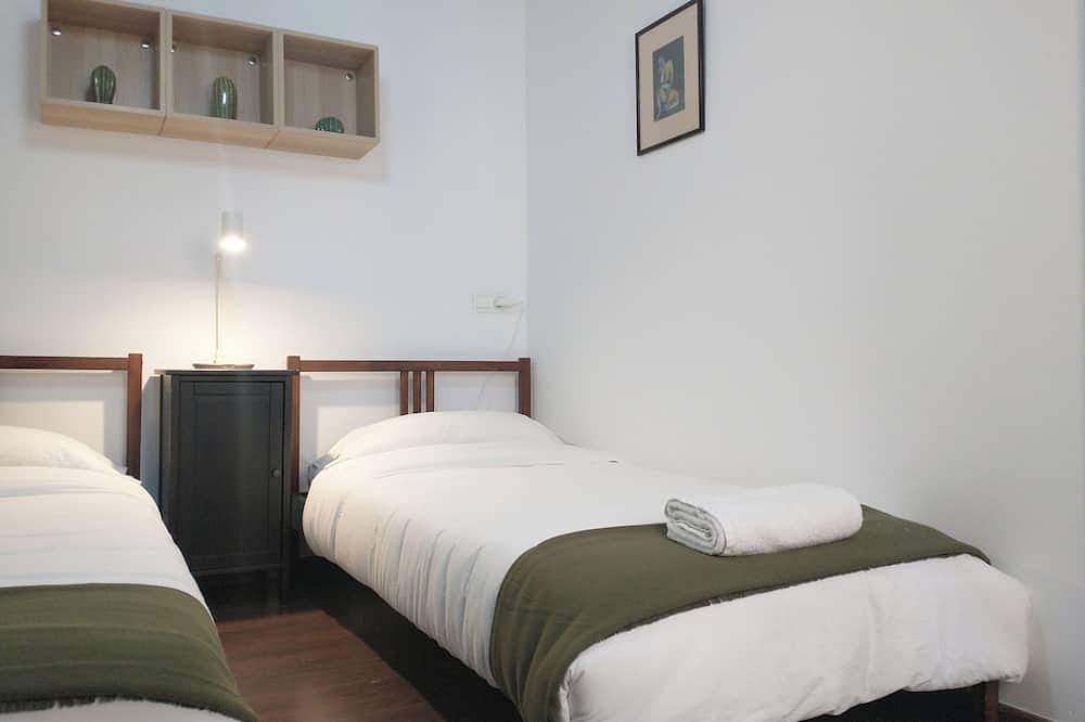 Lovely flat in Barceloneta near sea in Barcelona Centre, Barcelona