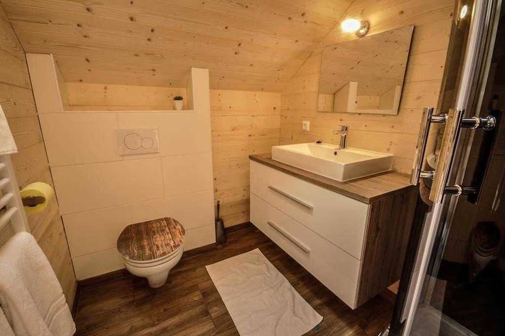 Steirer Apartment mit kleinem Balkon - Steirer Apartment in Semmering, Wiener Alpen in Niederösterreich