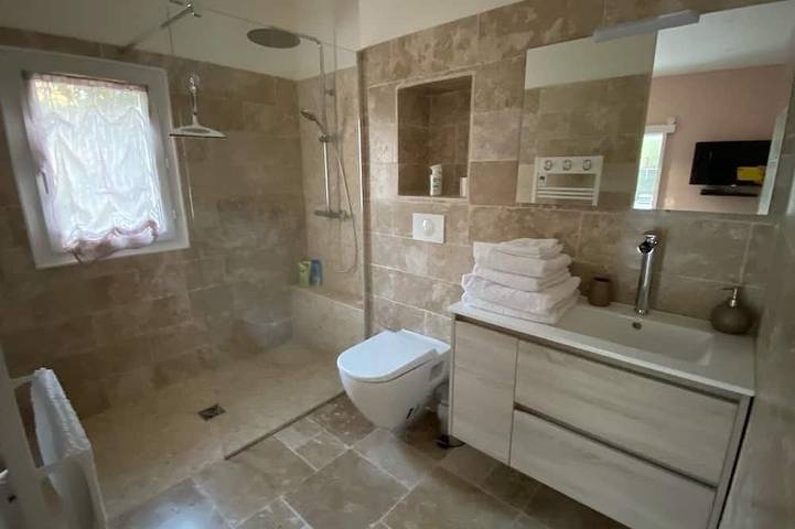 Gîte pour 2 personnes, avec jardin dans Plage de Tiuccia - 4