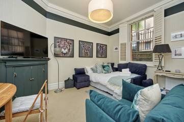 Glamping for 4 People in London, South East England, Photo 2