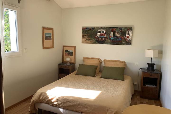 Location de vacances pour 10 personnes, avec jardin à Saint-Aubin-de-Médoc - 2