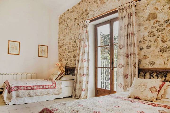 Location de vacances pour 6 personnes, avec jardin et piscine à Nizas - 3