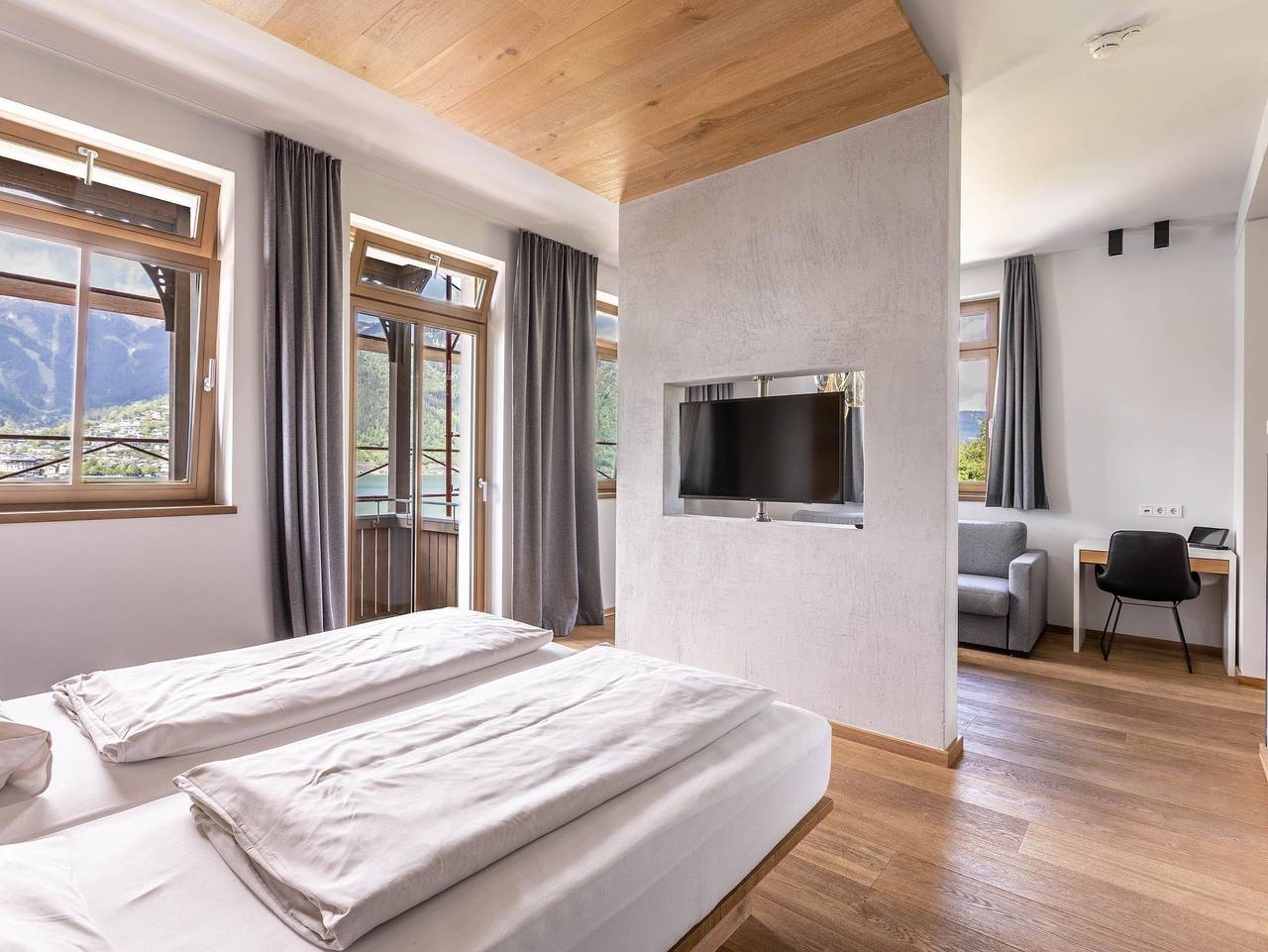 Seehotel Bellevue by keyone - Seehotel Bellevue Hillside 102 in Zell am See, Pinzgau