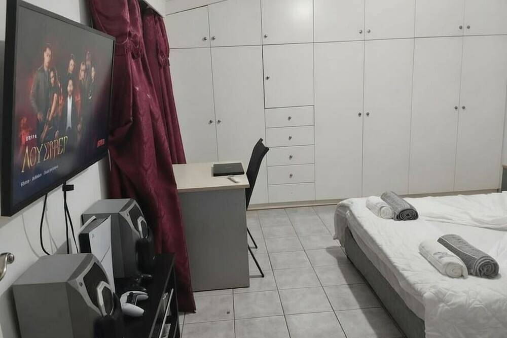 Villa Hermes/ Seaview / 7 min from the beach! in Voula, Regionalbezirk Ostattika