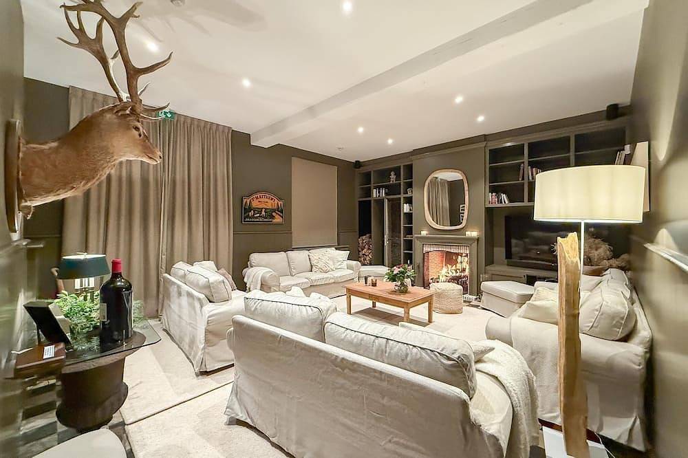 Schönes Haus mit Kamin, Billardtisch & Sauna in Houyet, Region Namur