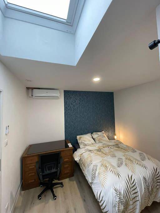 Gîte pour 6 personnes, avec jardin et terrasse, animaux acceptés à Saint-Priest - 2