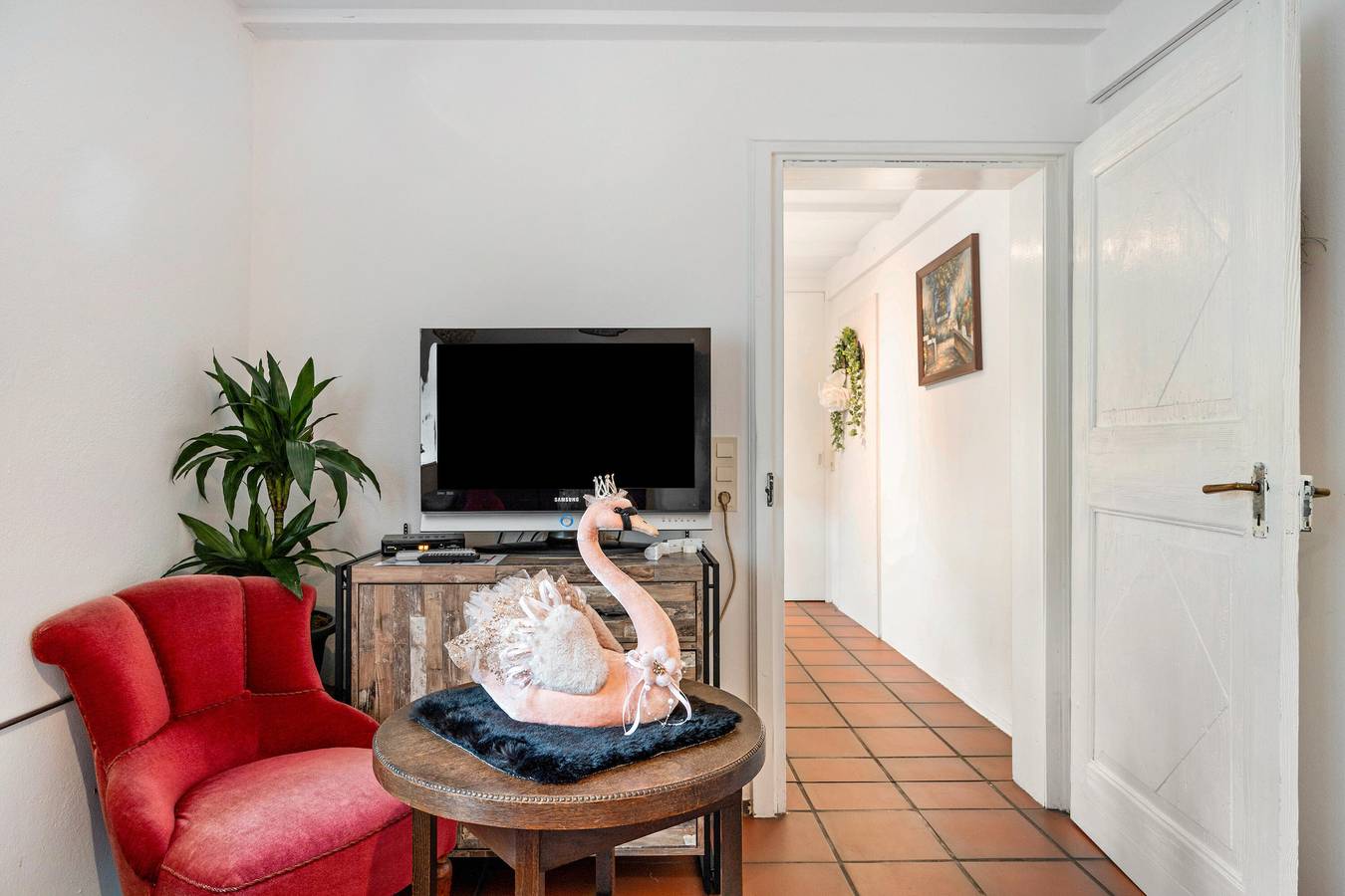 Entire apartment, Apartment 'Muddi' with Shared Terrace, Private Garden and Wi-Fi in Lübbecke, Wiehen Hills