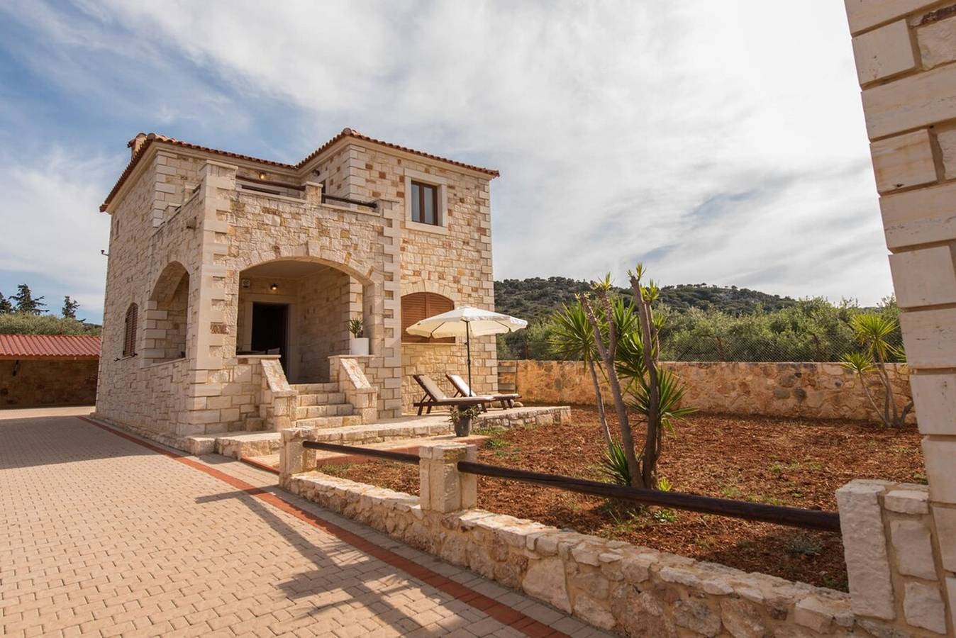 Ydria  Villa C Stonebuild in Iraklio-Heraklio region
