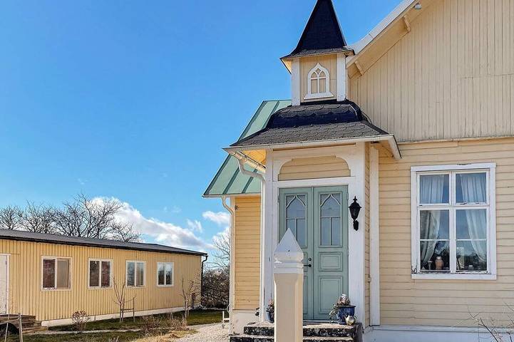 Feriehus for 5 personer, med hage på Gotland