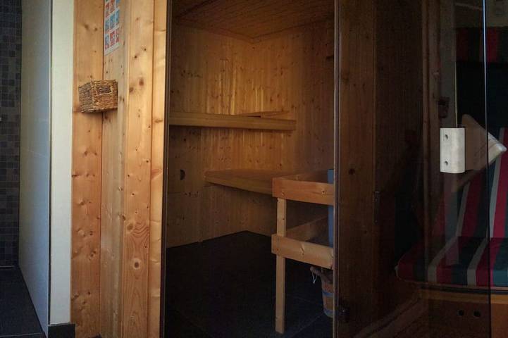 Ferienwohnung für 5 Personen, mit Garten und Sauna in Alt Schwerin - 4
