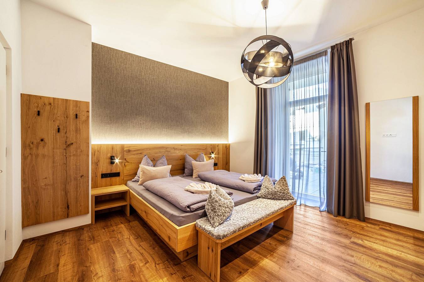 Ganze Wohnung, Ferienwohnung "Appartements König - The Queen 1st" mit Privater Terrasse und Wlan in Meran, Texelgruppe