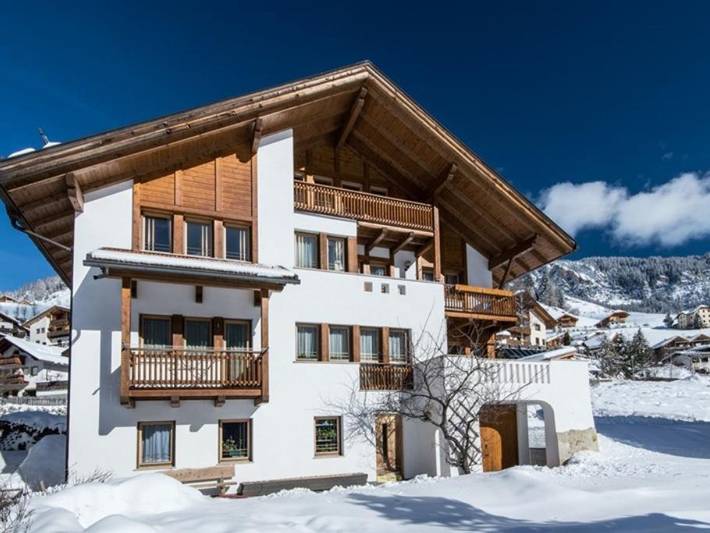Ferienwohnung für 5 Personen, mit Garten in Wengen (Italien)