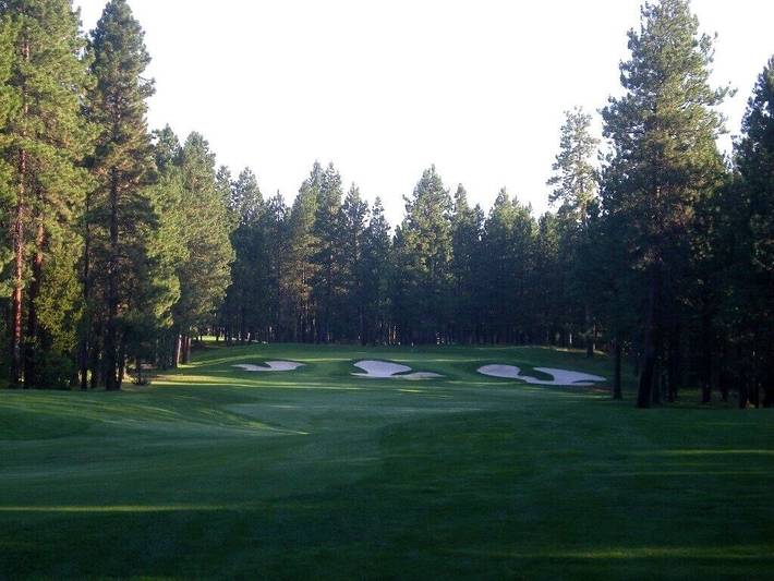 Vacation rental for 12 people, with sauna and balcony/terrace as well as pool, with pets in Black Butte Ranch