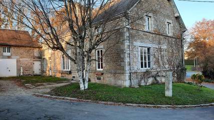 Gîte pour 12 personnes, avec vue et terrasse à Condé-sur-Sarthe
