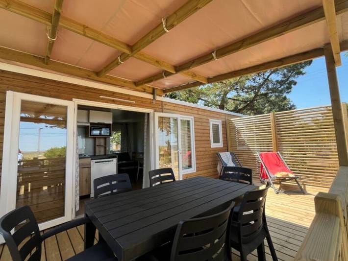 Camping pour 6 personnes, avec terrasse à Dolus-d'Oléron - 2