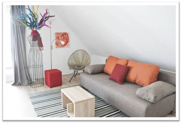 Ganze Wohnung, One Room Apartment with Balcony in Konstanz, Untersee