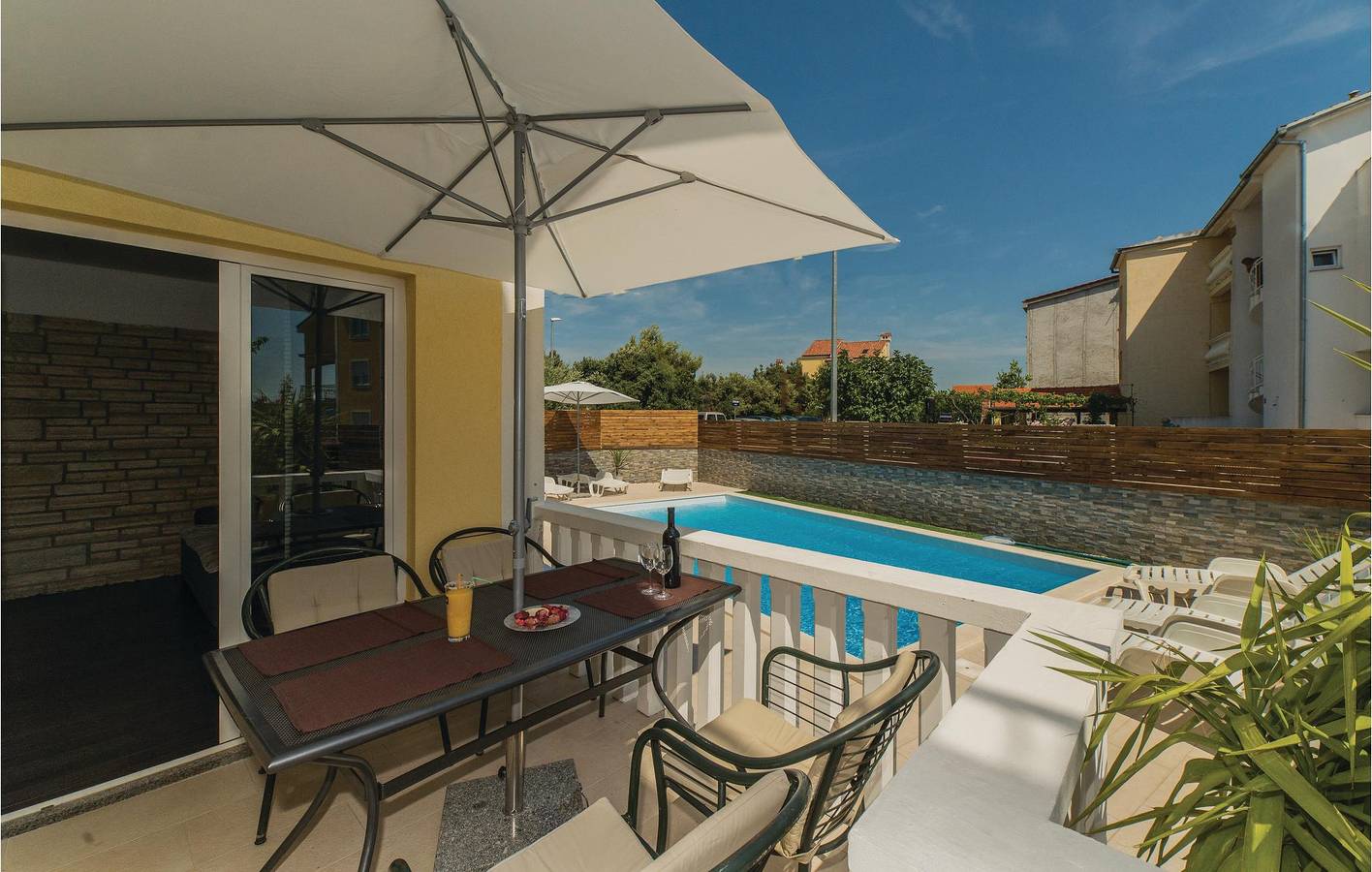 Ganze Ferienwohnung, Ferienwohnung für 6 Personen mit Terrasse in Biograd na Moru, Zadar