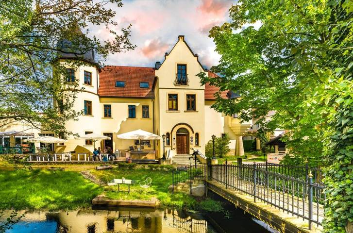 Hotel für 3 Personen, mit Terrasse und Garten in Bad Liebenwerda