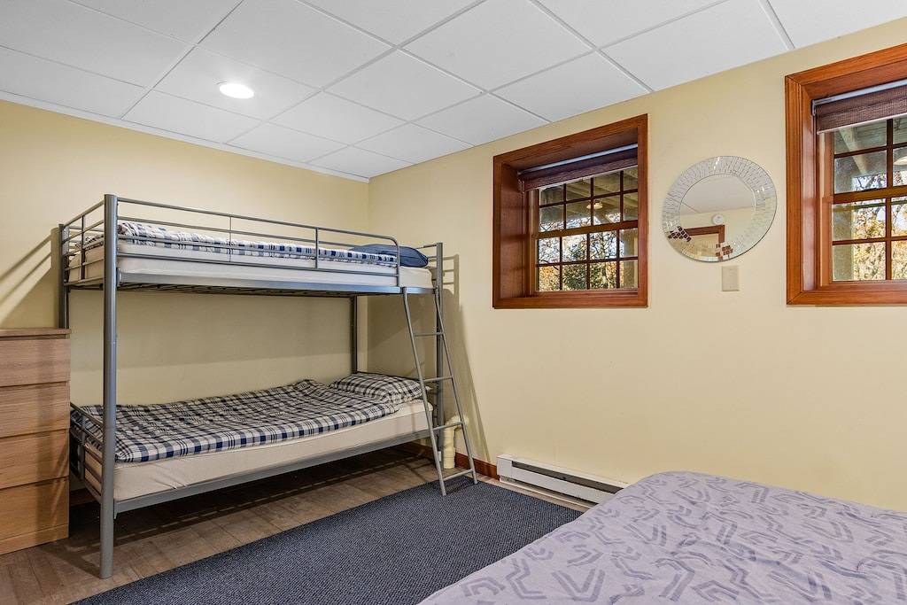 Gemütliches Nebenflusshaus mit Sauna in Saw Creek, Pike County