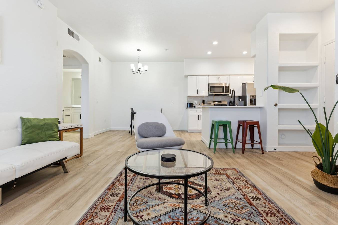 Ganze Wohnung, Cozysuites Glendale by the stadium with pool 19 in Glendale, Maricopa County