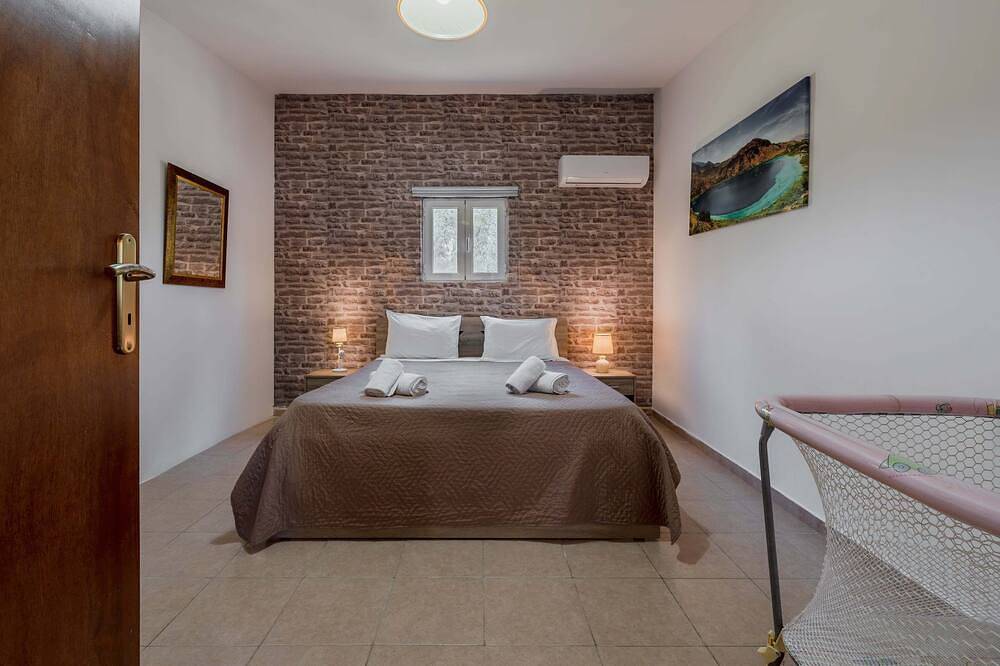 Kretisches traditionelles Seehaus mit atemberaubendem Blick in Rethymno und Umgebung