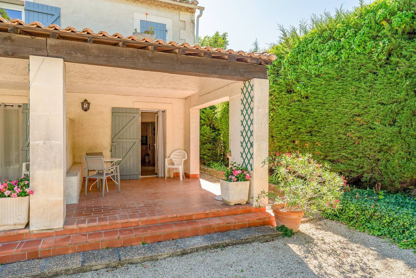 Studio entier, Appartement « Appt Saint Remy De Provence » avec terrasse privée et Wi-Fi in Saint-Rémy-de-Provence, Région d'Arles