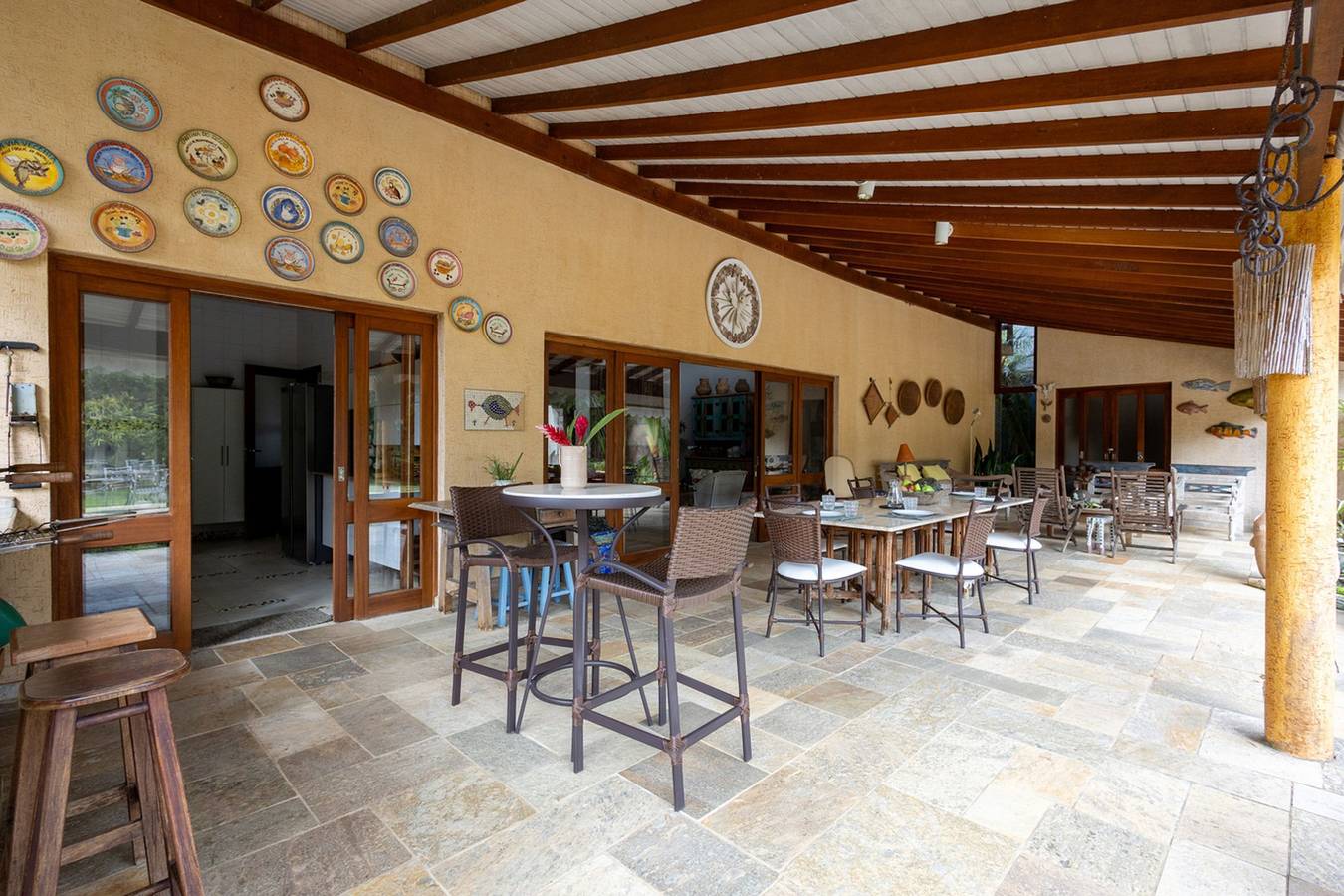 Casa Alto Padrão com 5 Suítes e Jacuzzi Privativa in São Sebastião, Região Metropolitana do Vale do Paraíba e Litoral Norte