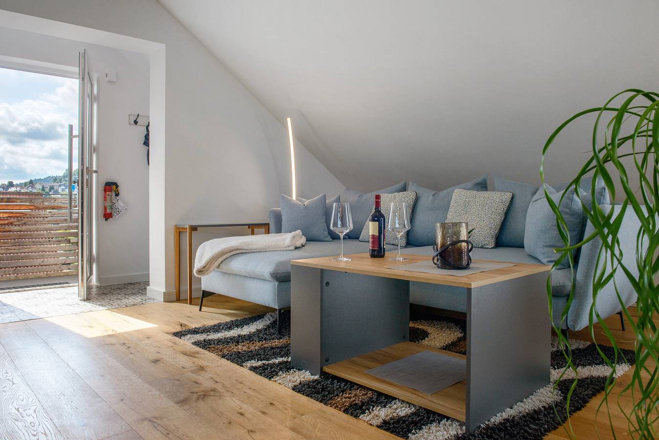 Ganze Wohnung, Apartment 'Schöne Ferienwohnung Mit Kostenlos' mit Bergblick, Wlan und Klimaanlage in Mühlheim an der Donau, Landkreis Tuttlingen