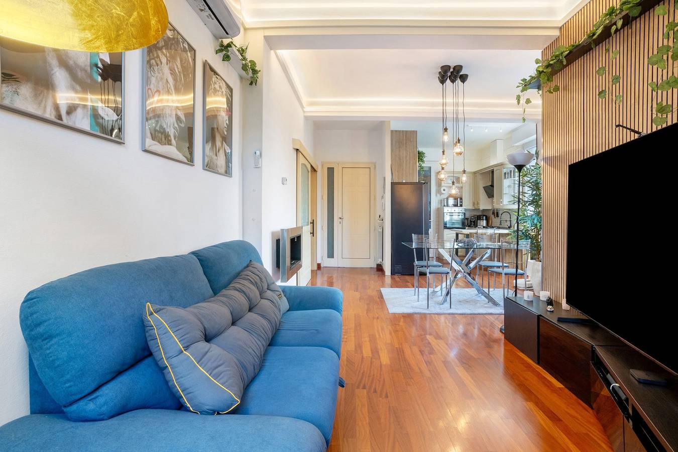 Ganze Wohnung, Apartment '3' mit Gemeinschaftsgarten, Wlan und Klimaanlage in Viareggio, Italienische Riviera