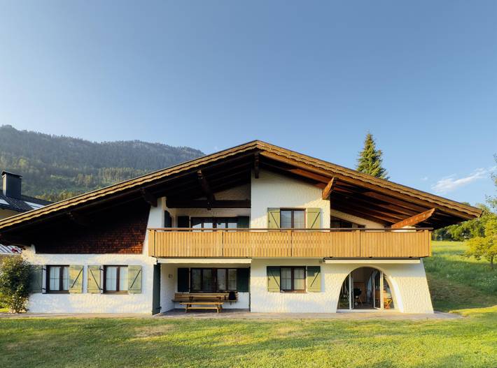 Ferienhaus für 8 Personen, mit Balkon und Terrasse sowie Garten in Bludenz