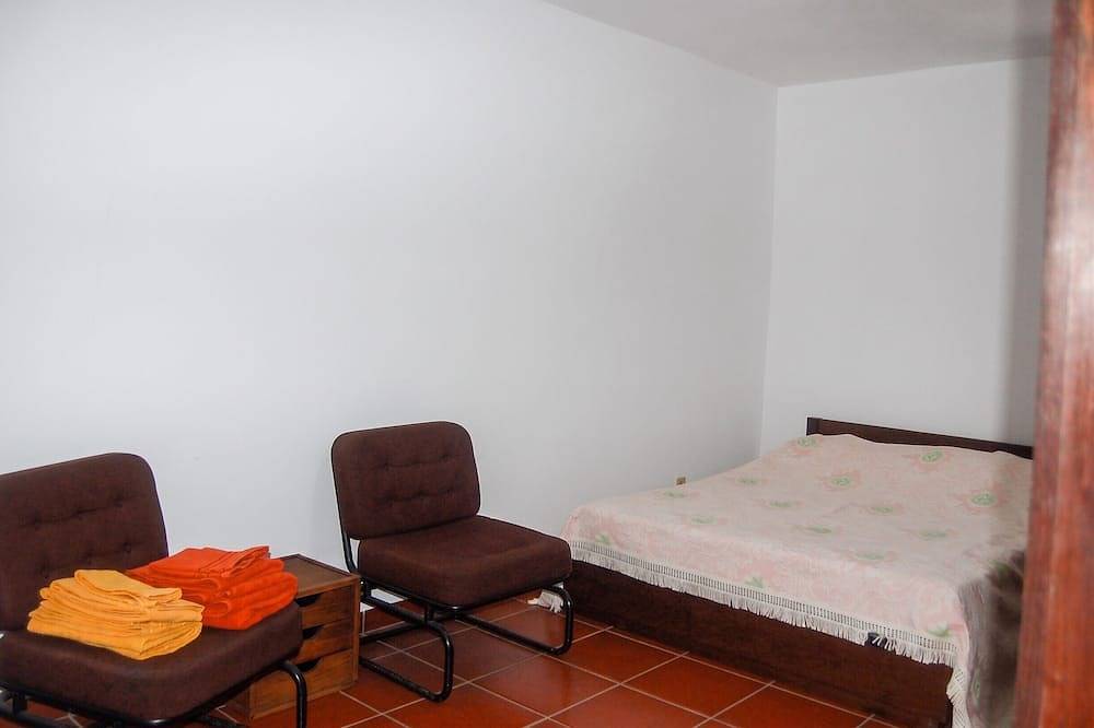 Homerez - Haus in Vila Fernando in Beira Interior Norte, Vila Fernando